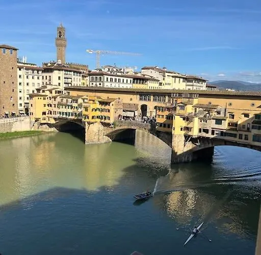 Ponte Vecchio View By Florencehospitality Com Appartement Florence