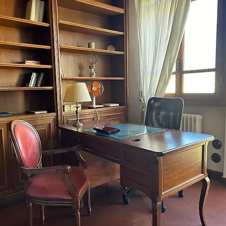 Ponte Vecchio View By Florencehospitality Com Apartman *