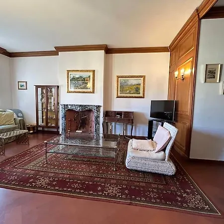 Ponte Vecchio View By Florencehospitality Com Apartman *